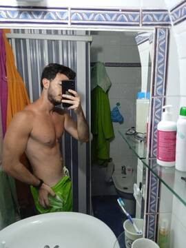 Public Photo of Alvarucc